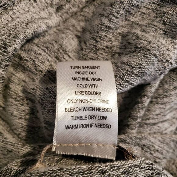 Ultra Teeze Women's Plus Size Knit Kangaroo Hoodie - Picture 6 of 6